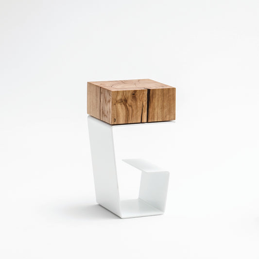THE WHITE LINE SIDE TABLE